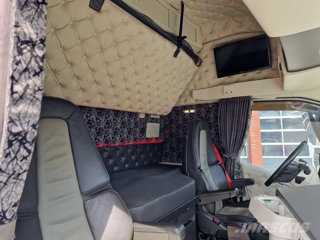Volvo FH 13.500 Globetrotter XL 4x2 - Low deck - I Save Τράκτορες