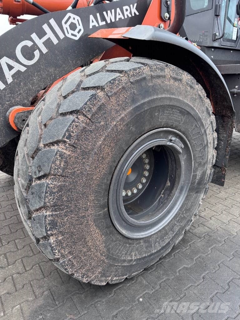 Hitachi ZW 220-7 Radlader