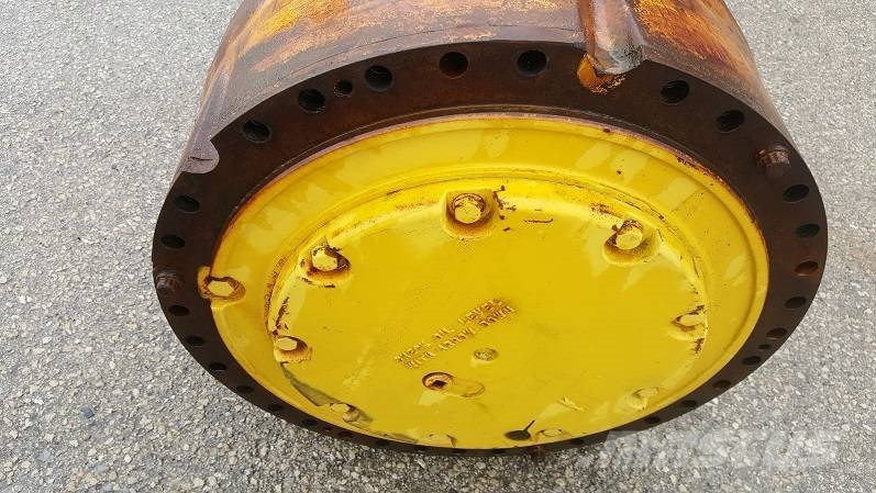 Volvo L330 axles Axles