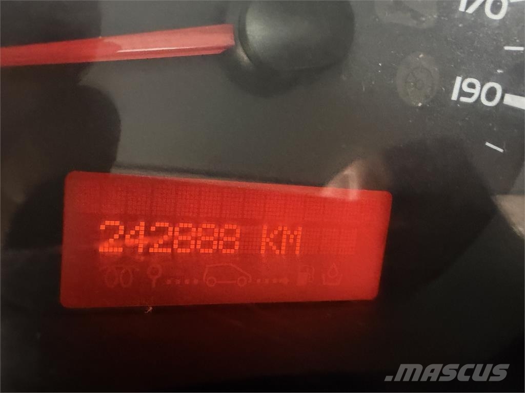 Renault Master VIN 547 Platforme