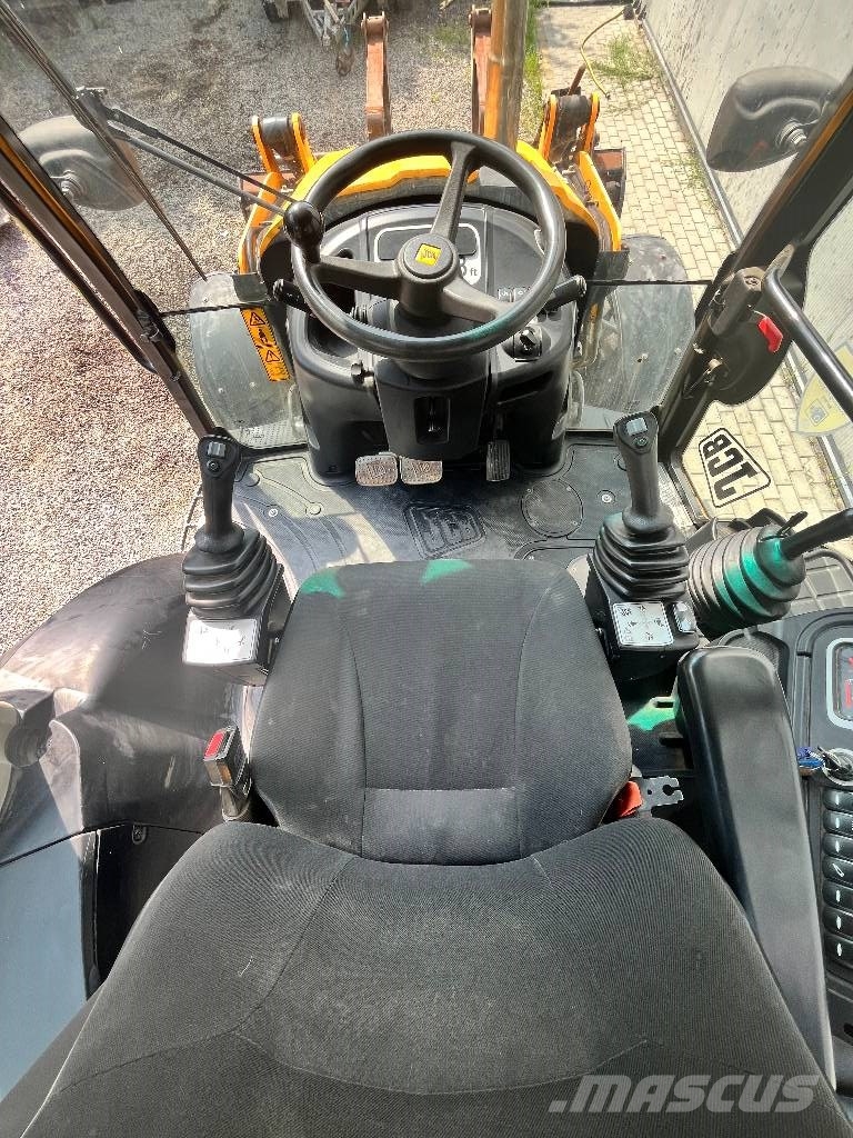 JCB 3 CX Экскаваторы-погрузчики