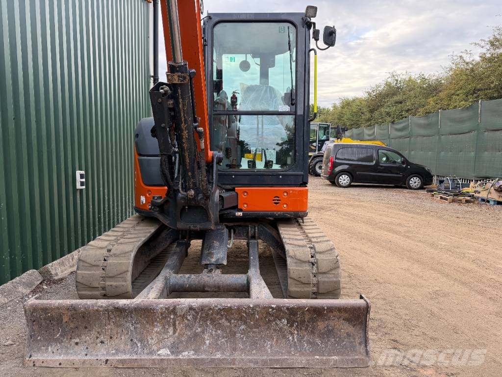 Hitachi ZX 48 U-6 CLR Mini ekskavatori < 7 t
