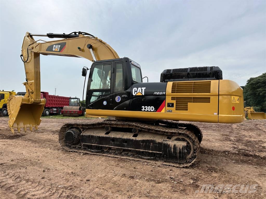 CAT 330 D L Гусеничні екскаватори