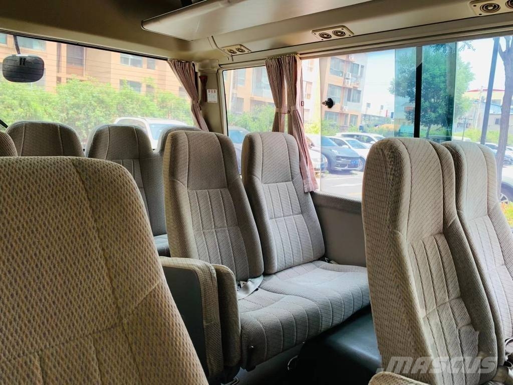 Toyota Coaster Bus Mikroautobusai