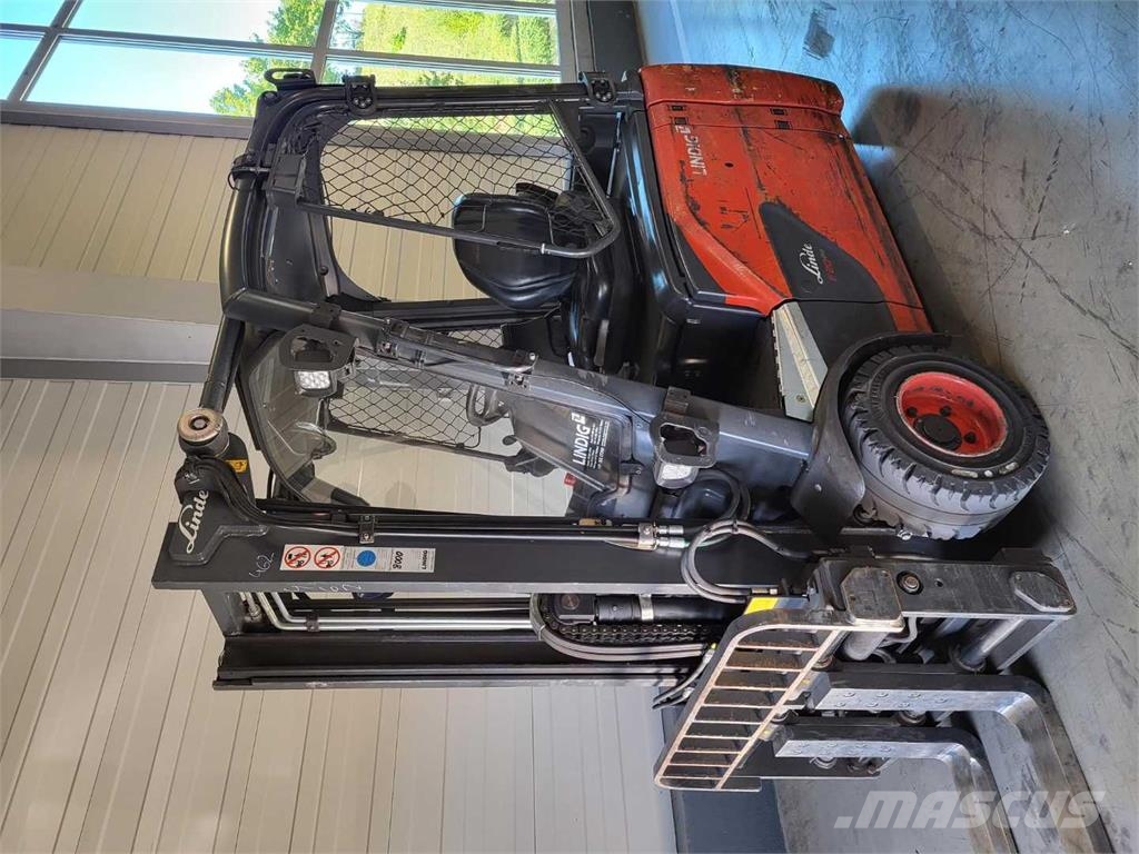 Linde E20L 电动叉车