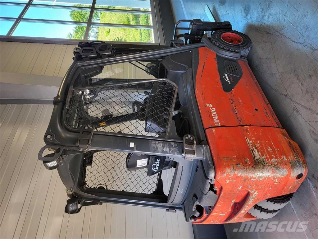 Linde E20L 电动叉车