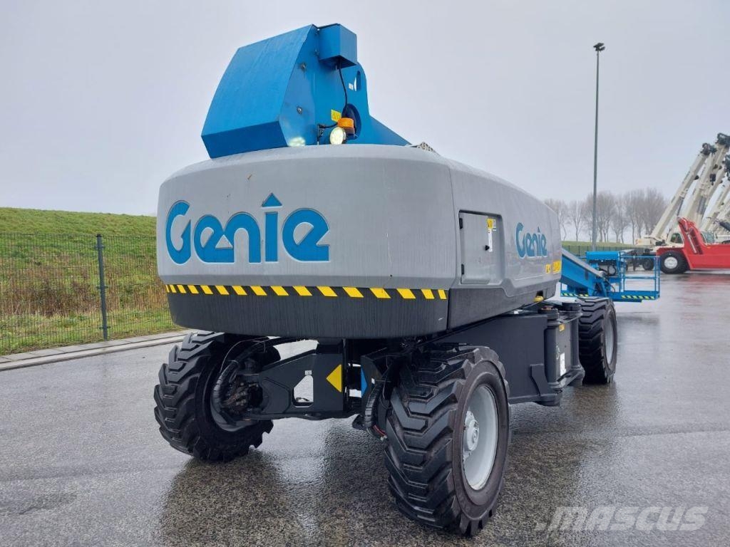 Genie SX-105 XC Piattaforme a braccio telescopico