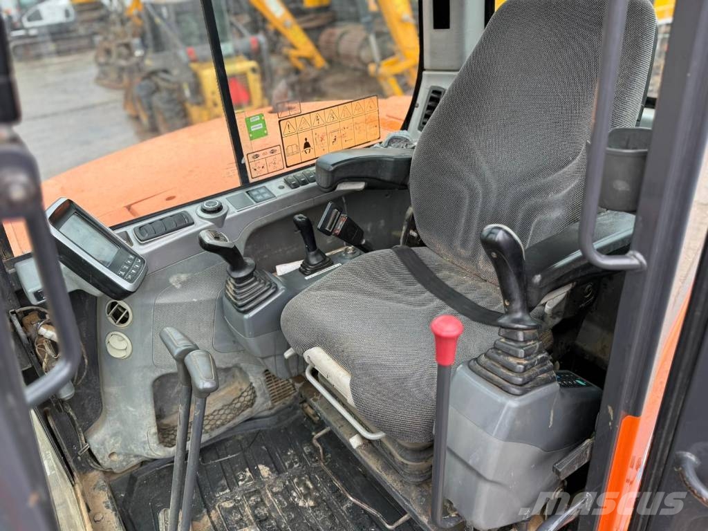 Doosan DX 85 R Midigraafmachines 7t - 12t