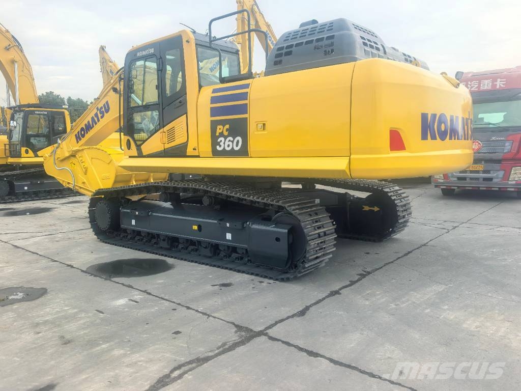 Komatsu PC360-11MO حفارات زحافة