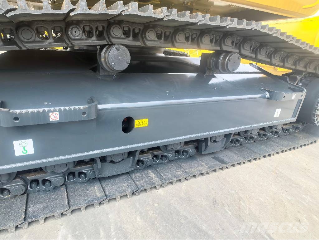Komatsu PC360-11MO حفارات زحافة