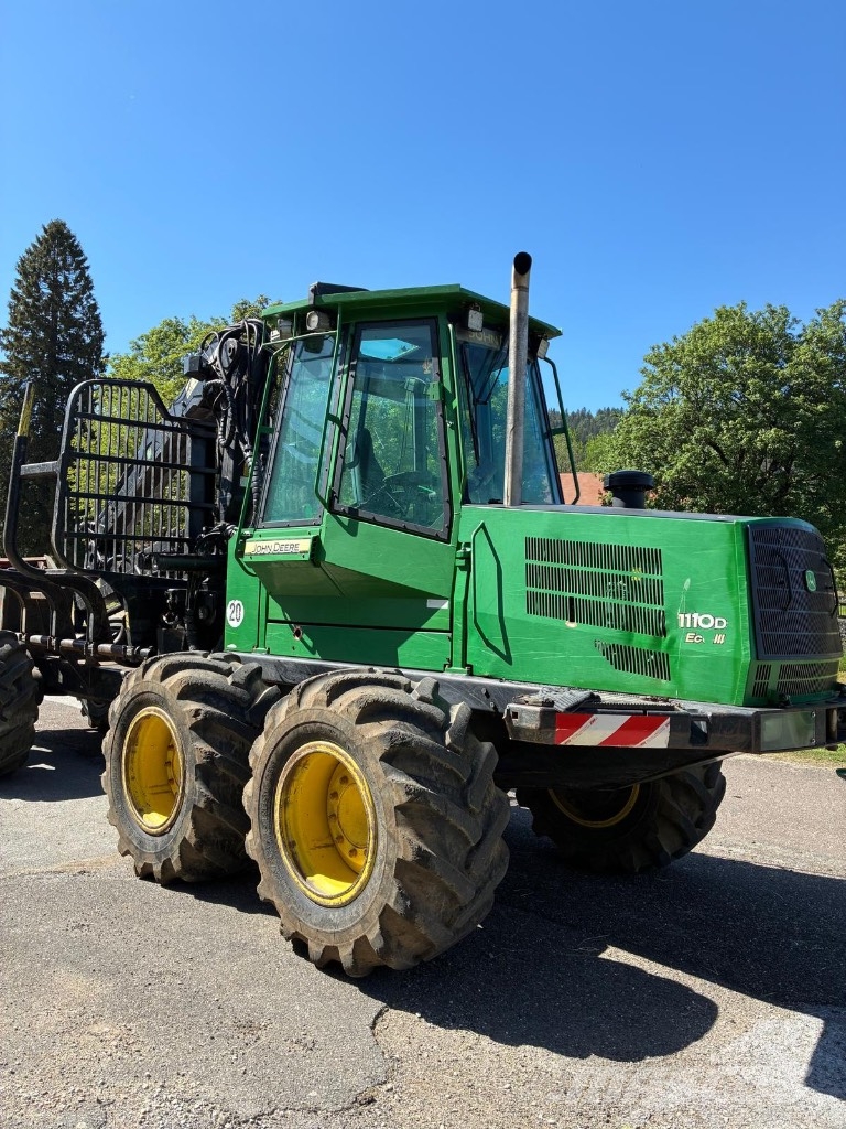 John Deere 1110 D Porteur