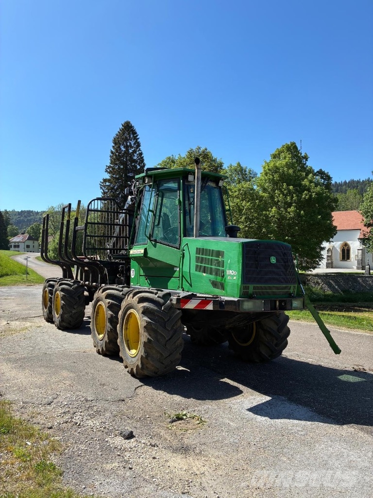 John Deere 1110 D Porteur