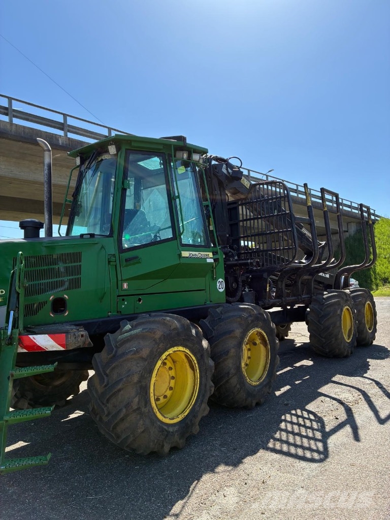 John Deere 1110 D Porteur