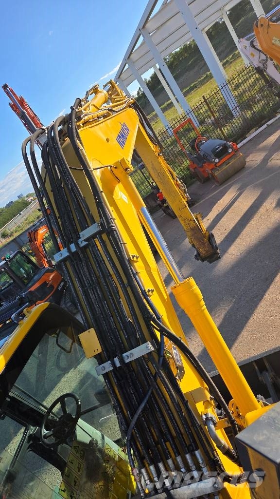 Komatsu PW 160-11 حفارات بعجل