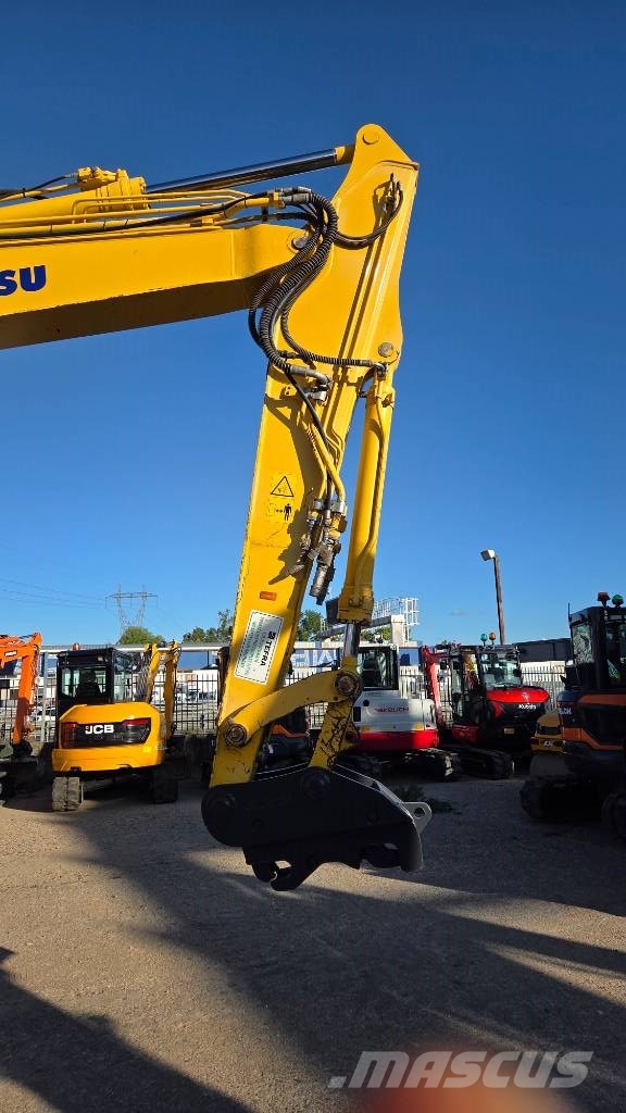 Komatsu PW 160-11 حفارات بعجل
