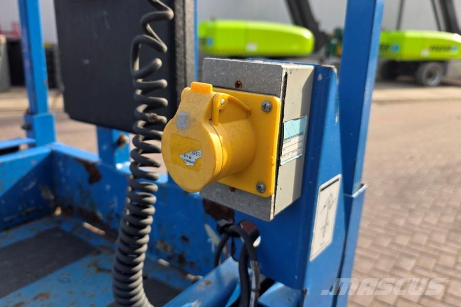 Genie GS1932 Electric, Working Height 7.8 m, 227kg Capac Schaarhoogwerkers