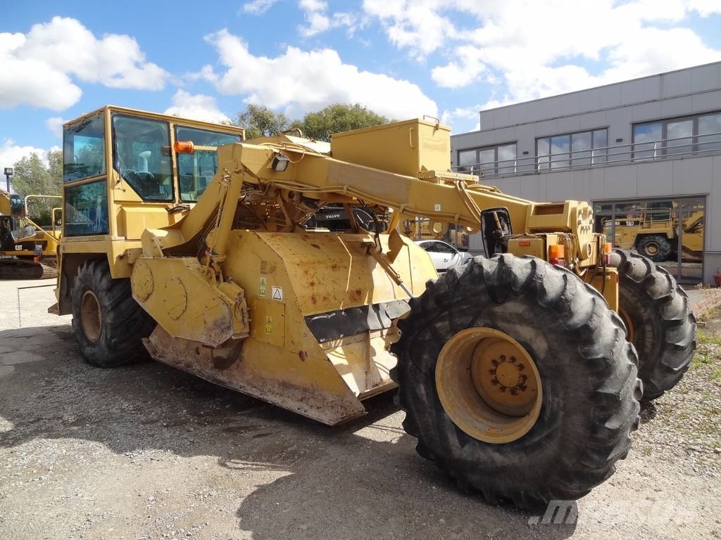 CAT RM 350 B Grondverdichtingsmachines