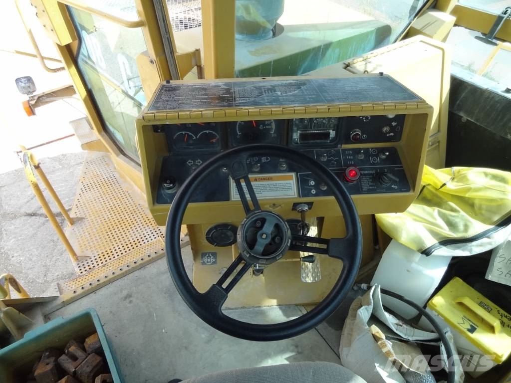 CAT RM 350 B Grondverdichtingsmachines