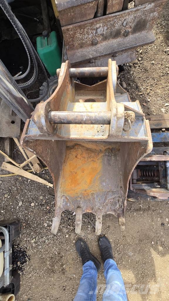 Fiat Cazo mixta 60cm NH دلاء فحص