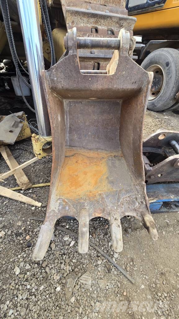 Fiat Cazo mixta 60cm NH دلاء فحص