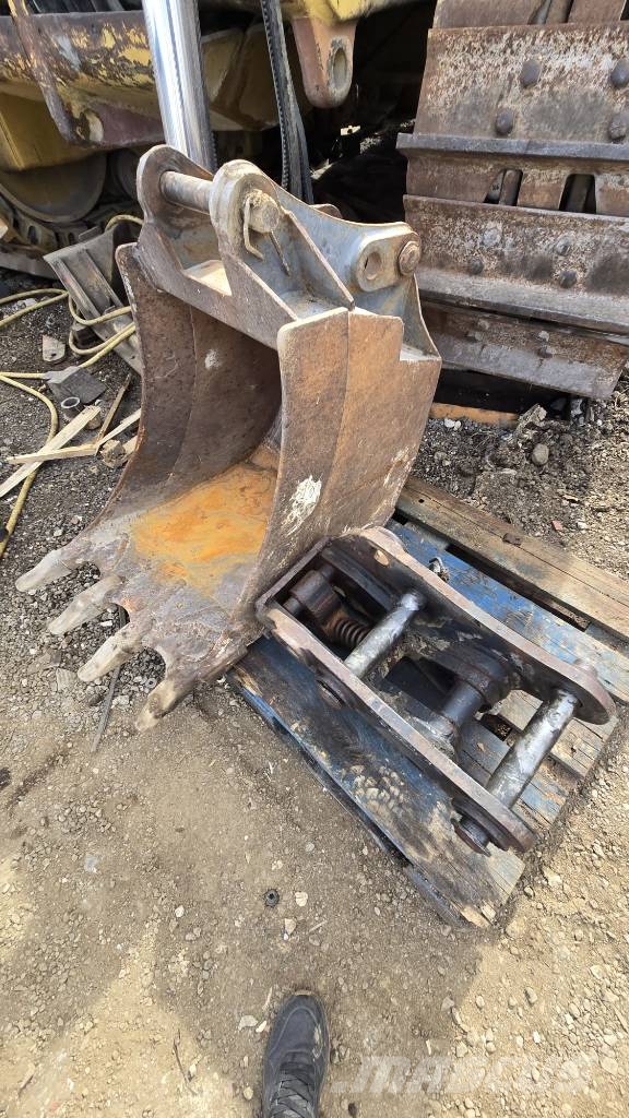 Fiat Cazo mixta 60cm NH دلاء فحص