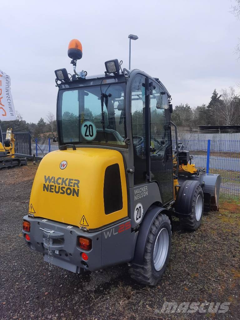 Wacker Neuson WL 25 Фронтальные погрузчики