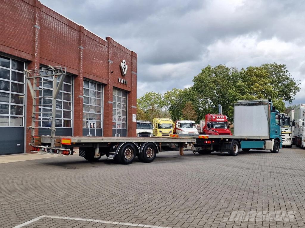 Mercedes-Benz Actros 1836 Streamspace 4x2 + Kelberg trailer 2014 Platte bakwagens
