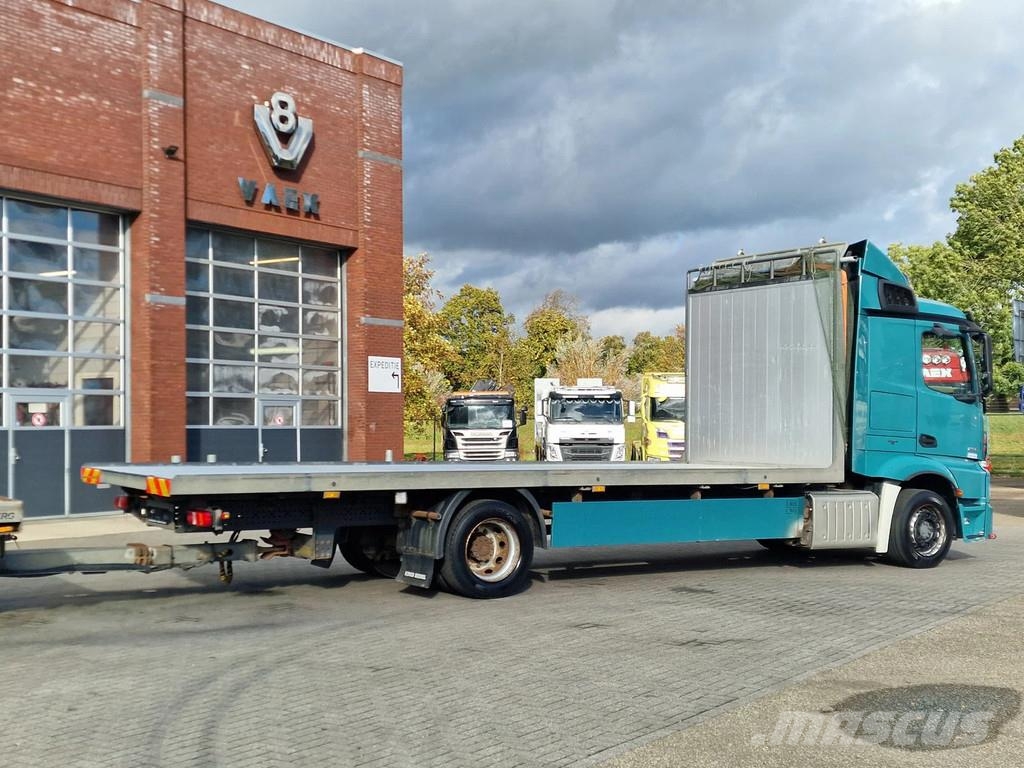 Mercedes-Benz Actros 1836 Streamspace 4x2 + Kelberg trailer 2014 Platte bakwagens