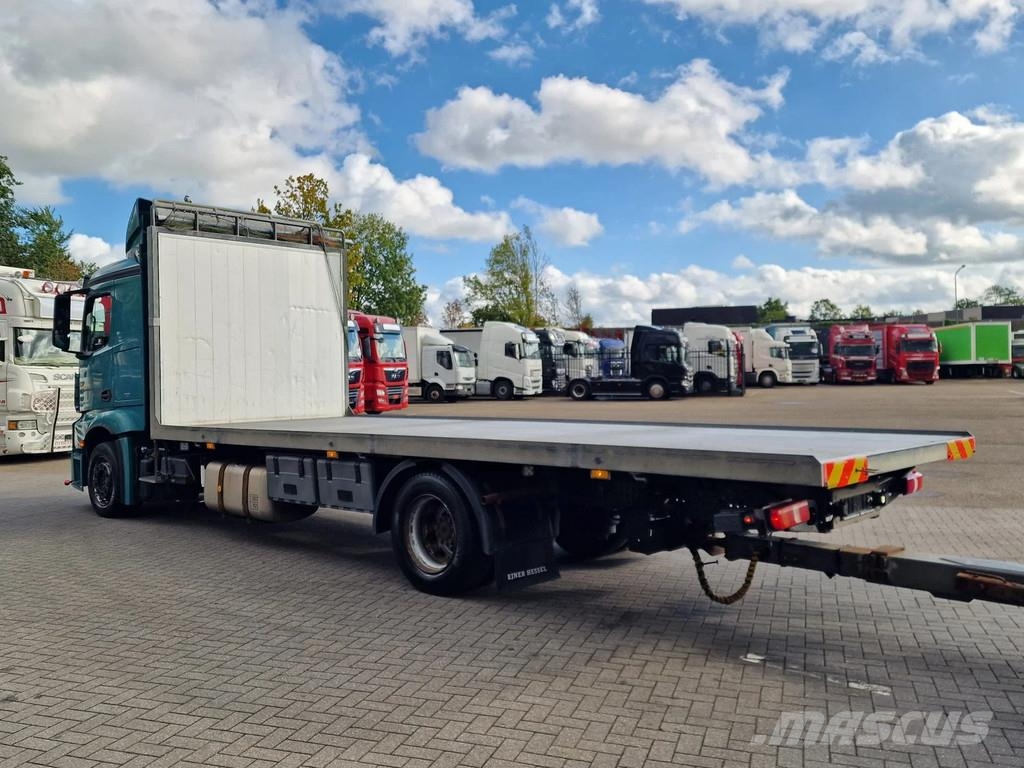 Mercedes-Benz Actros 1836 Streamspace 4x2 + Kelberg trailer 2014 Platte bakwagens