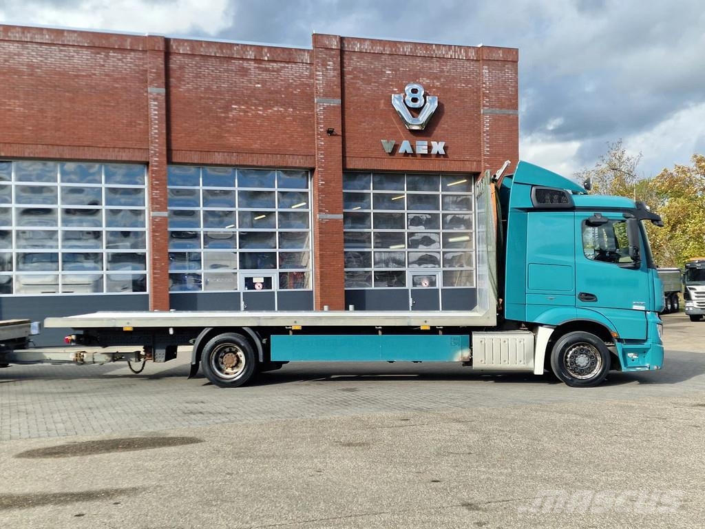Mercedes-Benz Actros 1836 Streamspace 4x2 + Kelberg trailer 2014 Platte bakwagens
