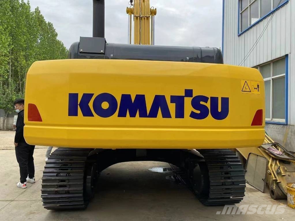 Komatsu PC 210 LC excavator Raupenbagger