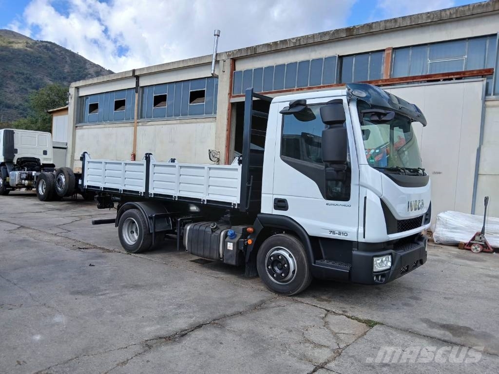 Iveco Eurocargo 75-210 Bañeras basculantes usadas