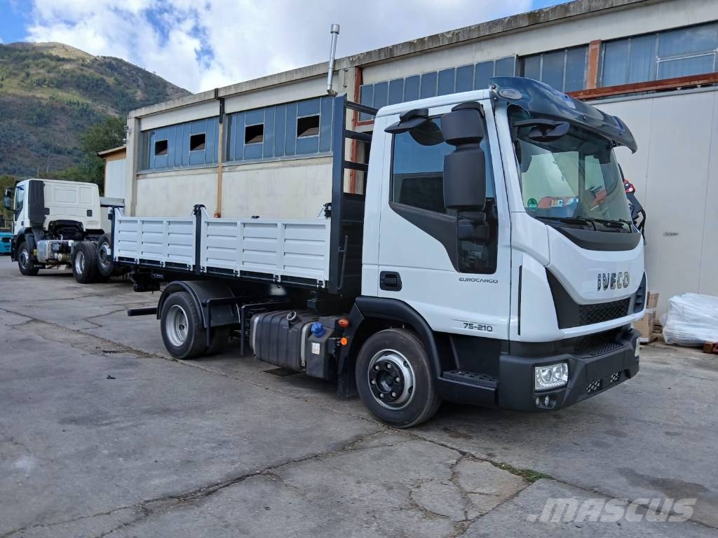 Iveco Eurocargo 75-210 Bañeras basculantes usadas