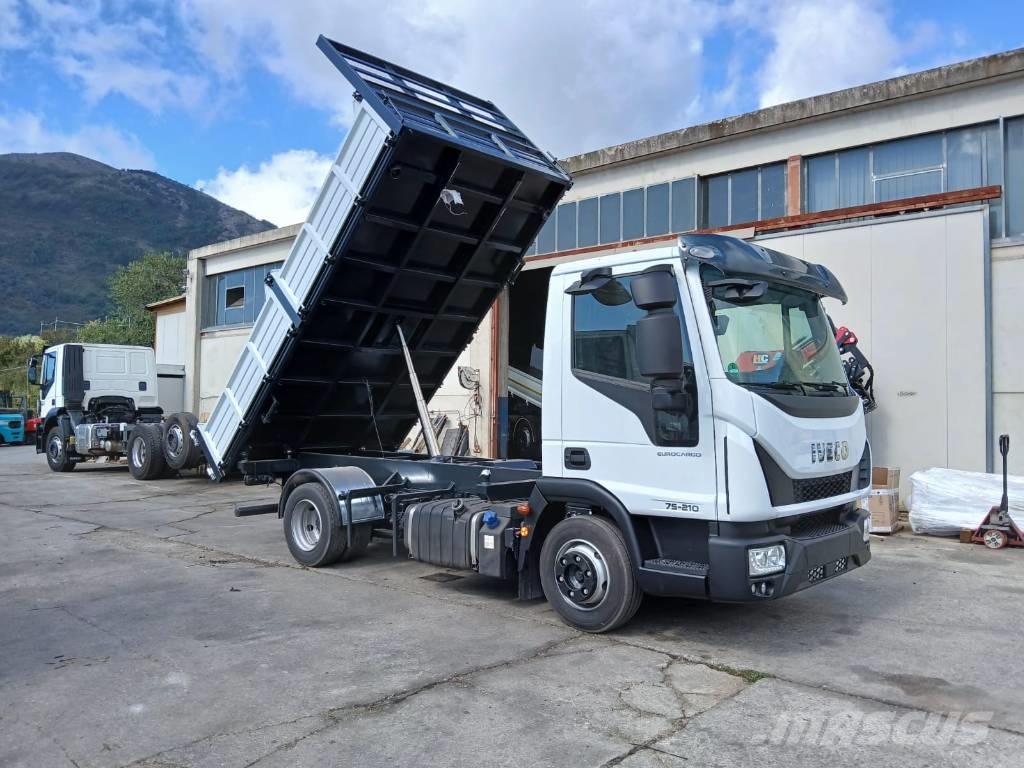 Iveco Eurocargo 75-210 Bañeras basculantes usadas
