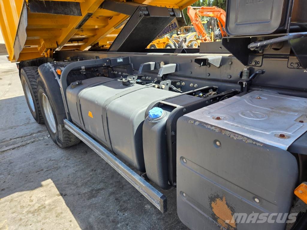 Renault Kerax 410 DXI 덤프 트럭