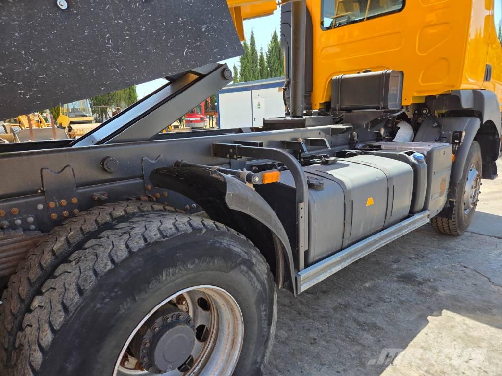 Renault Kerax 410 DXI 덤프 트럭
