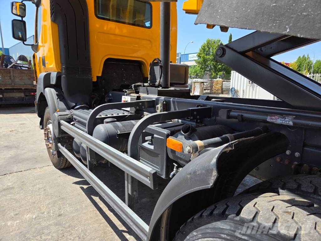 Renault Kerax 410 DXI 덤프 트럭