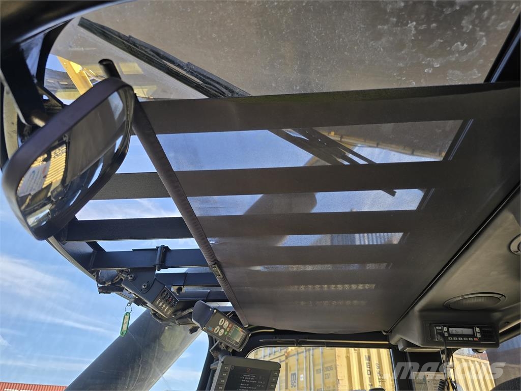 Hyster 46-33 CH Reach-Stacker