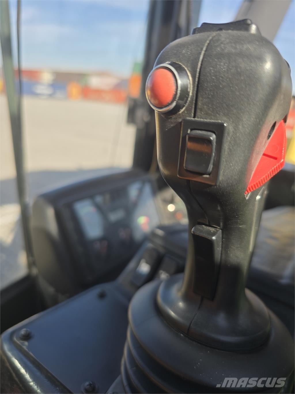 Hyster 46-33 CH Reach-Stacker