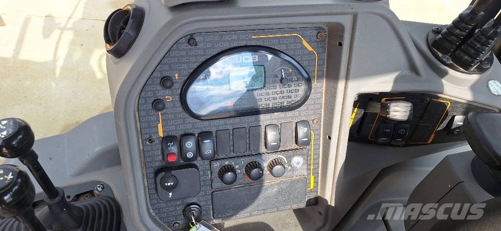 JCB 3cx compact Buldoexcavatoare