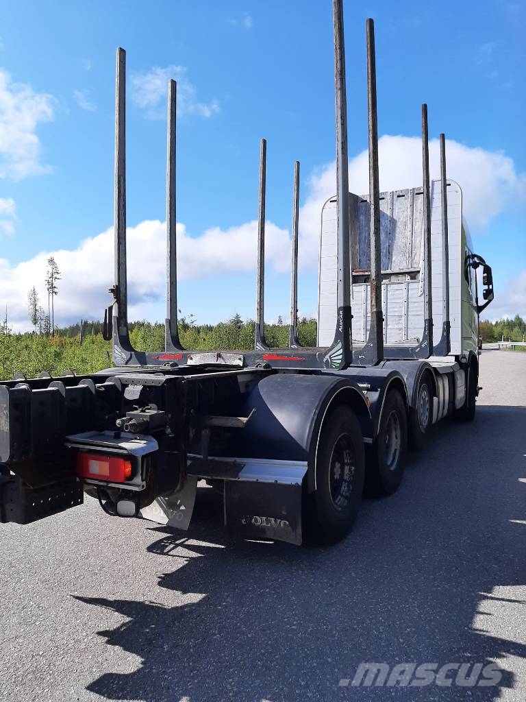 Volvo FH 16 Puuautot