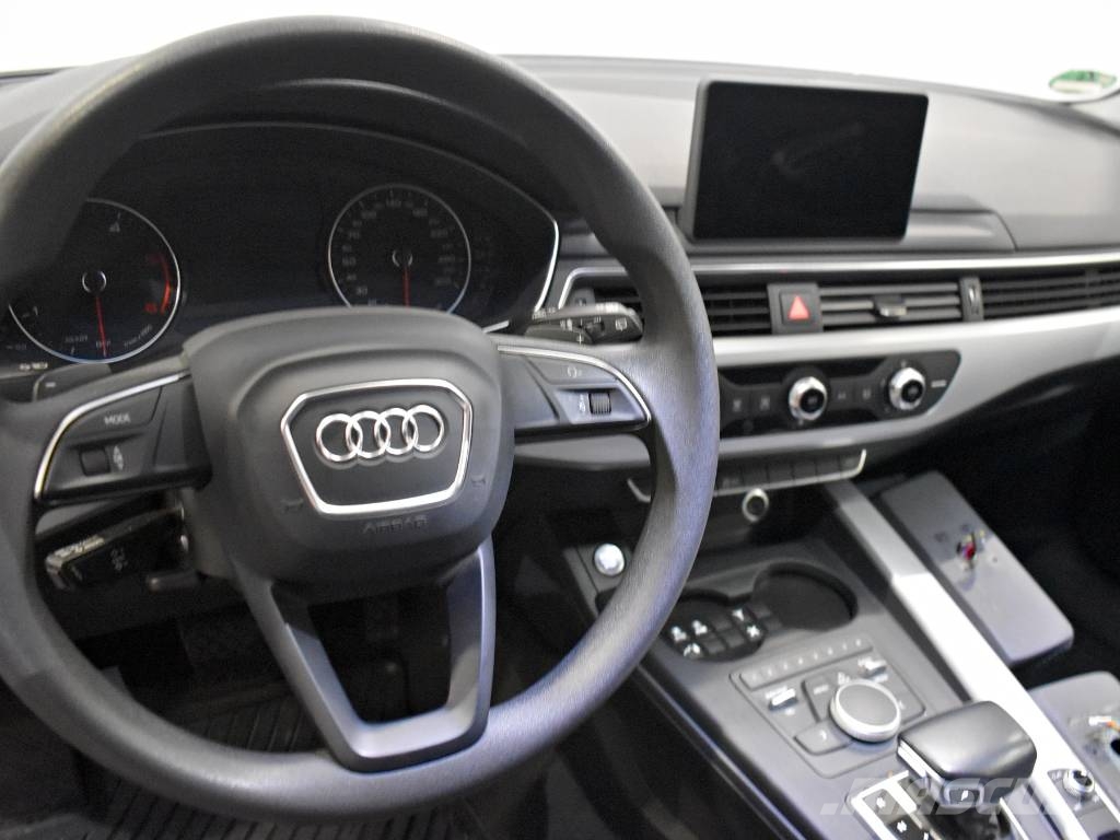 Audi A4 Avant / Kommandowagen Taajamakoneet