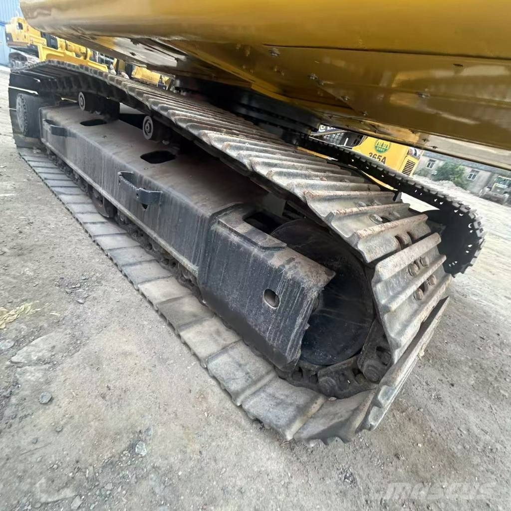 Komatsu PC200 Εκσκαφείς με ερπύστριες