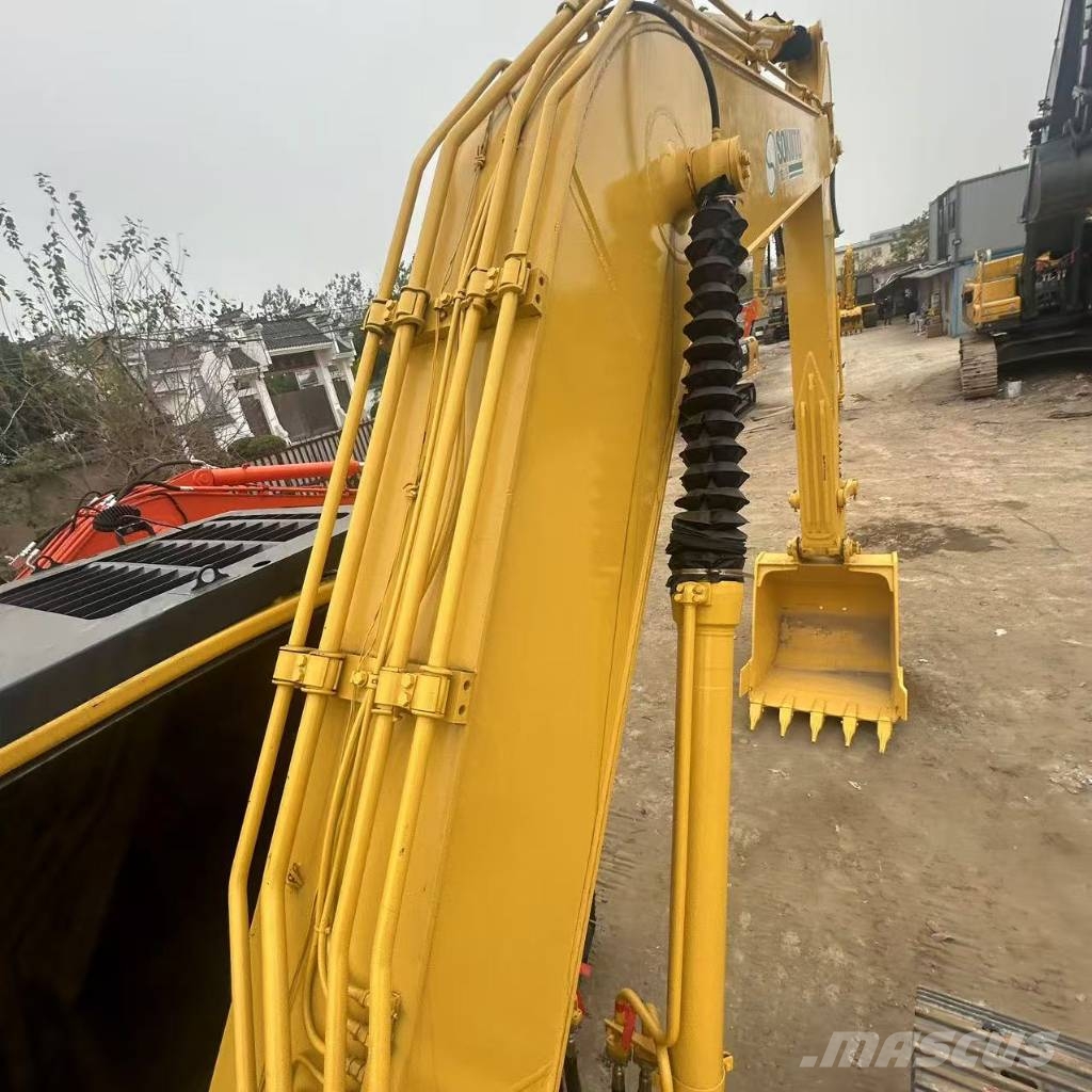 Komatsu PC200 Εκσκαφείς με ερπύστριες