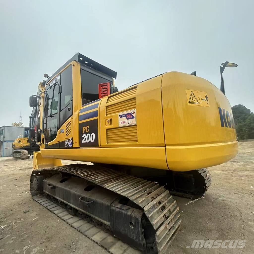 Komatsu PC200 Εκσκαφείς με ερπύστριες