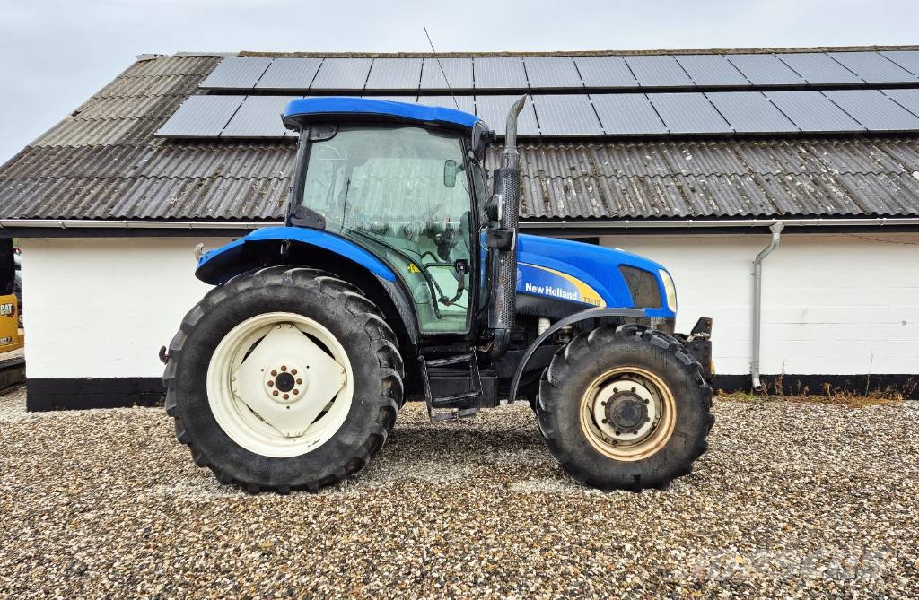New Holland TS 110 A الجرارات