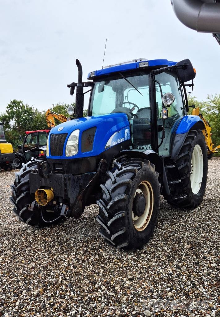 New Holland TS 110 A الجرارات