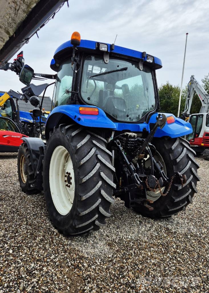 New Holland TS 110 A الجرارات