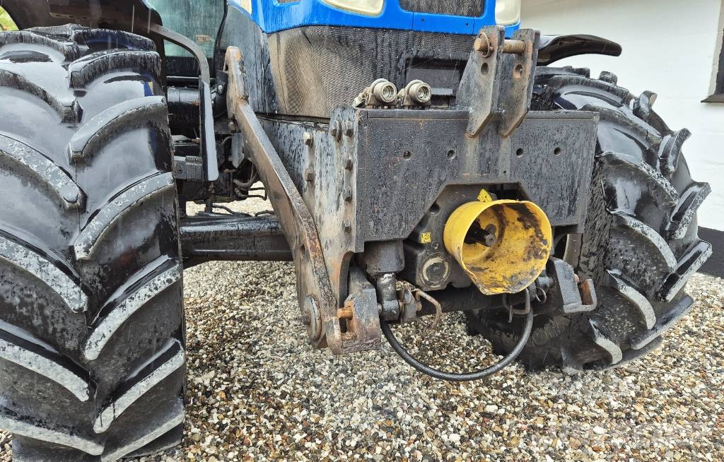 New Holland TS 110 A الجرارات