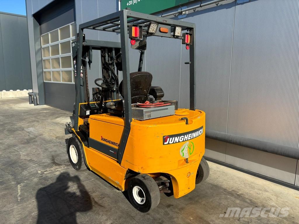 Jungheinrich EFG 425 Heftruck Chariots élévateurs électriques